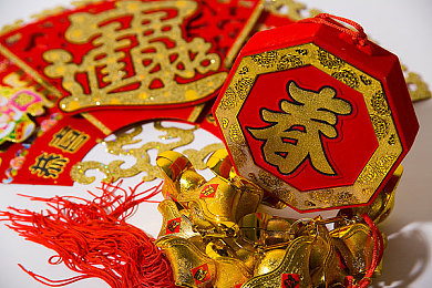 动漫美女裸体自慰:动漫裸图风波,揭秘真相-2