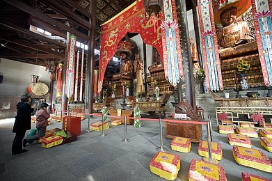 国产媚黑女和黑鬼:娱乐圈多元争议:民族尊严与国际化碰撞-2