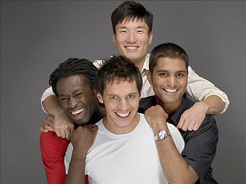 哈尔滨老妇啪啪嗷嗷叫:老妇街头激动喊:儿子回家啦!-1