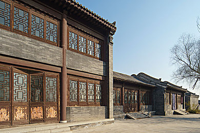 老师用脚帮我设:脚助学生,温暖课堂情深-1