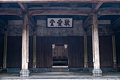 久久五月丁香：五月丁香，花开如画，揭秘魅力之谜-2